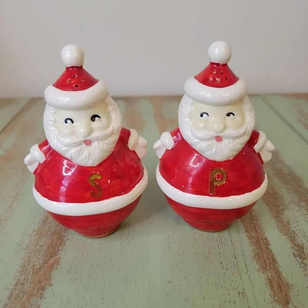 Rolly Polly Santa Claus Salt & Pepper Shakers Christmas Set